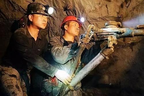 2020年云南金属非金属矿山安全作业操作证考试内容
